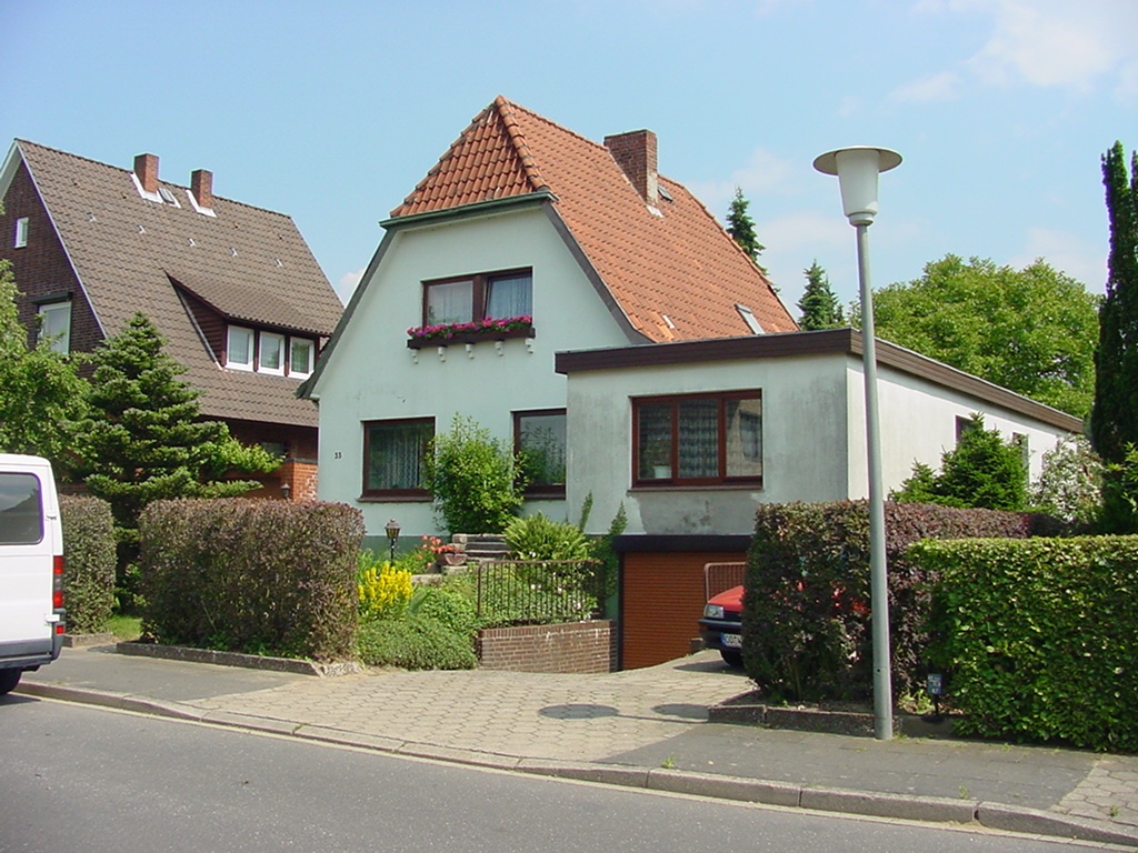 Einfamilienhaus - Front vorher